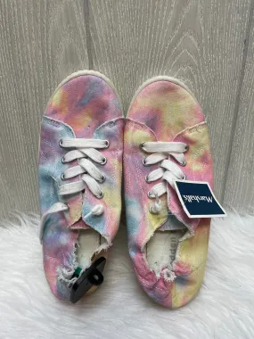 Rainbow Print Shoes Sneakers Madden Girl, Size 8